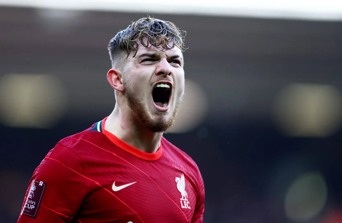 Liverpulun yarımmüdafiəçisi zədə səbəbindən 2 ay futboldan uzaq qalacaq
