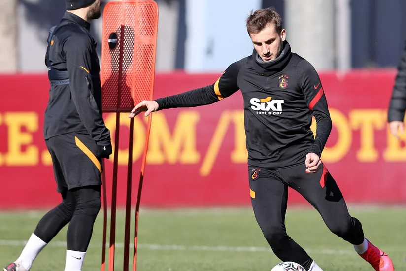 Qalatasarayın futbolçusu əsgərliyə çağırıldı