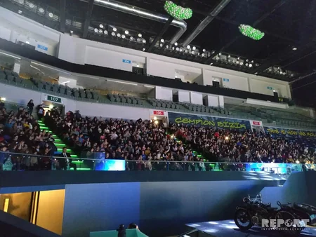 Azərbaycan Gimnastika Federasiyası tamaşaçılara Yeni il şousu təqdim edib - FOTO