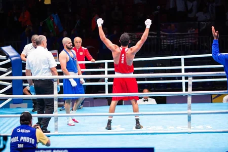 Европейские игры: Азербайджанский боксер вышел в полуфинал