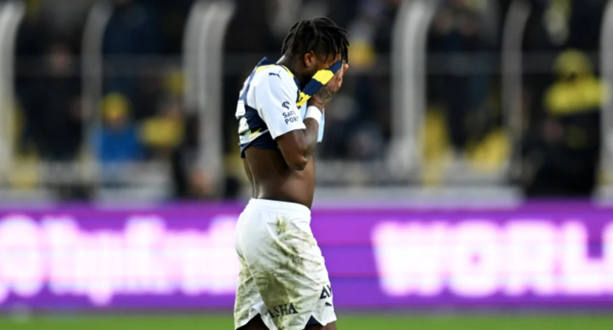 “Fənərbağça” klubunun aparıcı futbolçusu bir aydan çox oynamayacaq