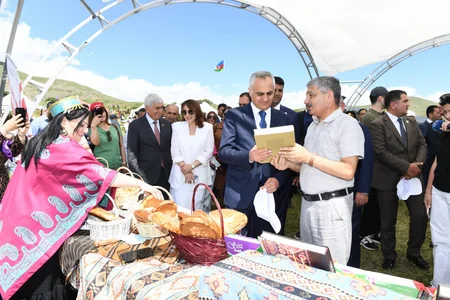Naxçıvanda “Qərbi Azərbaycana qayıdış” festival-konqresi keçirilir