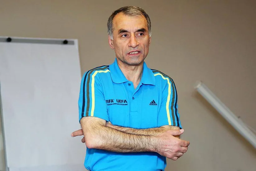 Xaqani Məmmədov: Elə penaltini Azərbaycanda təyin etmirlər, çünki cəzalanacaqlarını bilirlər - VİDEO