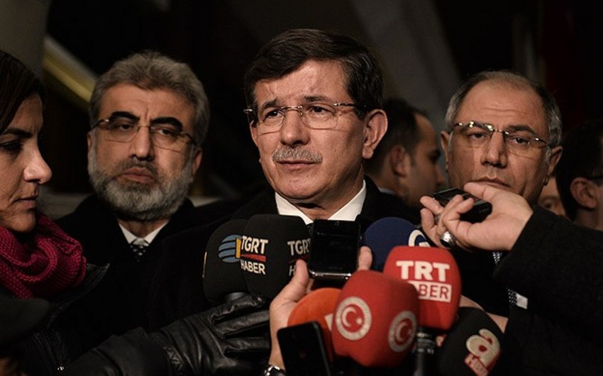 Davudoğlu: İstanbulda törədilən partlayışın hansı təşkilatla bağlı olduğunu araşdırırıq