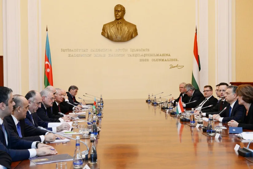 Azərbaycan və Macarıstan baş nazirlərinin təkbətək və geniş tərkibdə görüşü olub