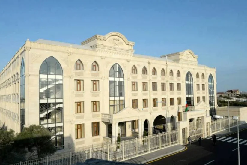 Bakıda daha bir məktəb koronavirusa görə bağlanıb