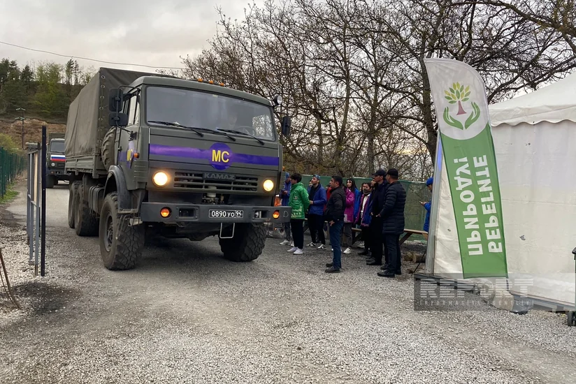 По дороге Ханкенди-Лачын беспрепятственно проехали 83 автомобиля миротворцев