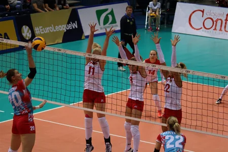 Azərbaycanın qadın voleybol yığması Belarusa uduzub