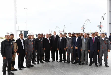 Prezident İlham Əliyev Bakı Beynəlxalq Dəniz Ticarət Limanı Kompleksinin açılışında iştirak edib - YENİLƏNİB