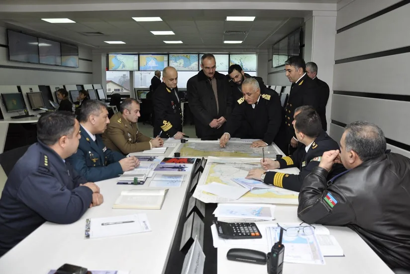 İtkin düşən neftçilərin ailə üzvləri axtarışların gedişi ilə tanış olublar