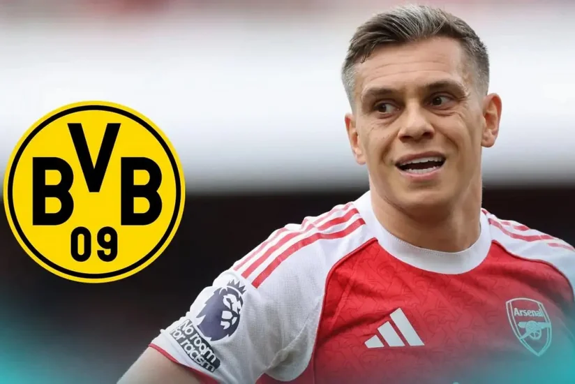 Borussia Dortmund weigh up move for Arsenal winger