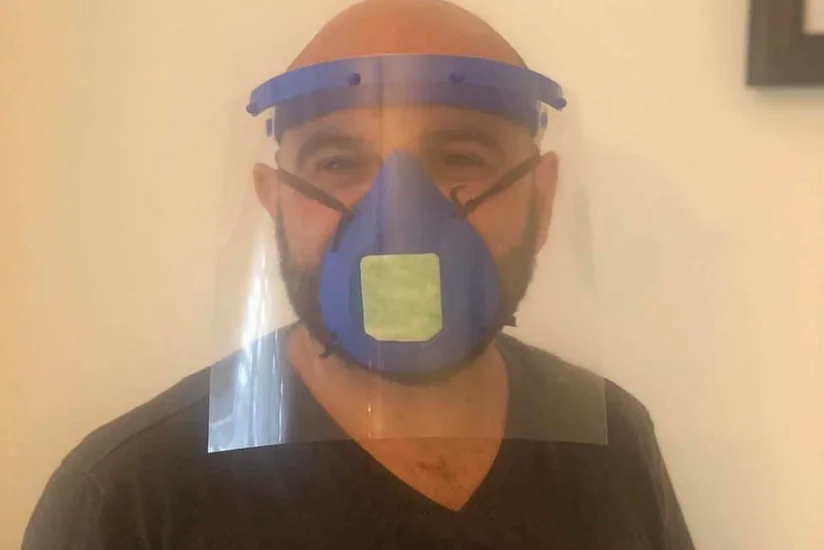Azerbaijani citizen distributes 3D masks to hospitals in US - PHOTOS