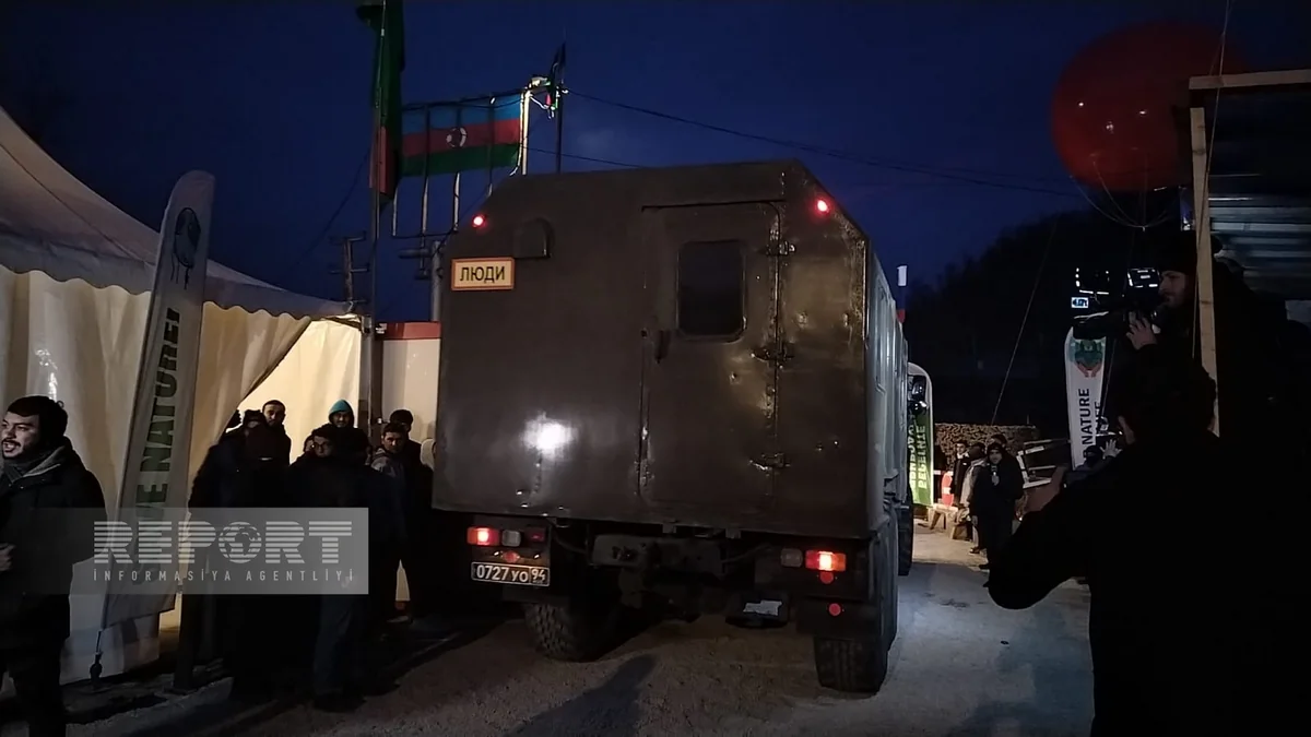 За день через дорогу Ханкенди-Лачын проехали 11 автомобилей миротворцев и МККК
