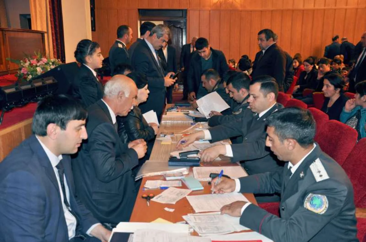 ​Dövlət Miqrasiya Xidməti Ağcabədidə 124 şəxsə səyyar xidmət göstərib
