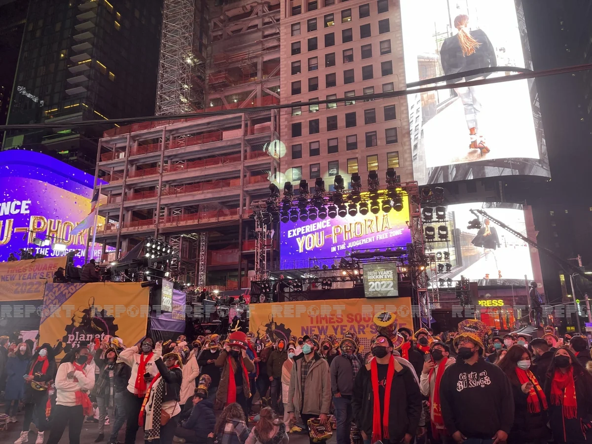 ABŞ-ın məşhur Times meydanında Yeni il şənliyi məhdudiyyətlə qeyd olunub 