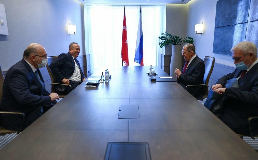 Rusiya ilə Türkiyə xarici işlər nazirlərinin görüşü başladı