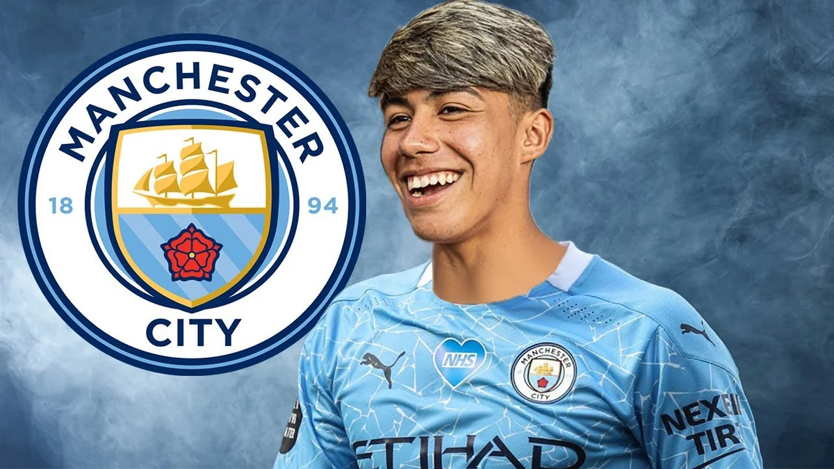 Mançester Siti 18 yaşlı yarımmüdafiəçini transfer etdi