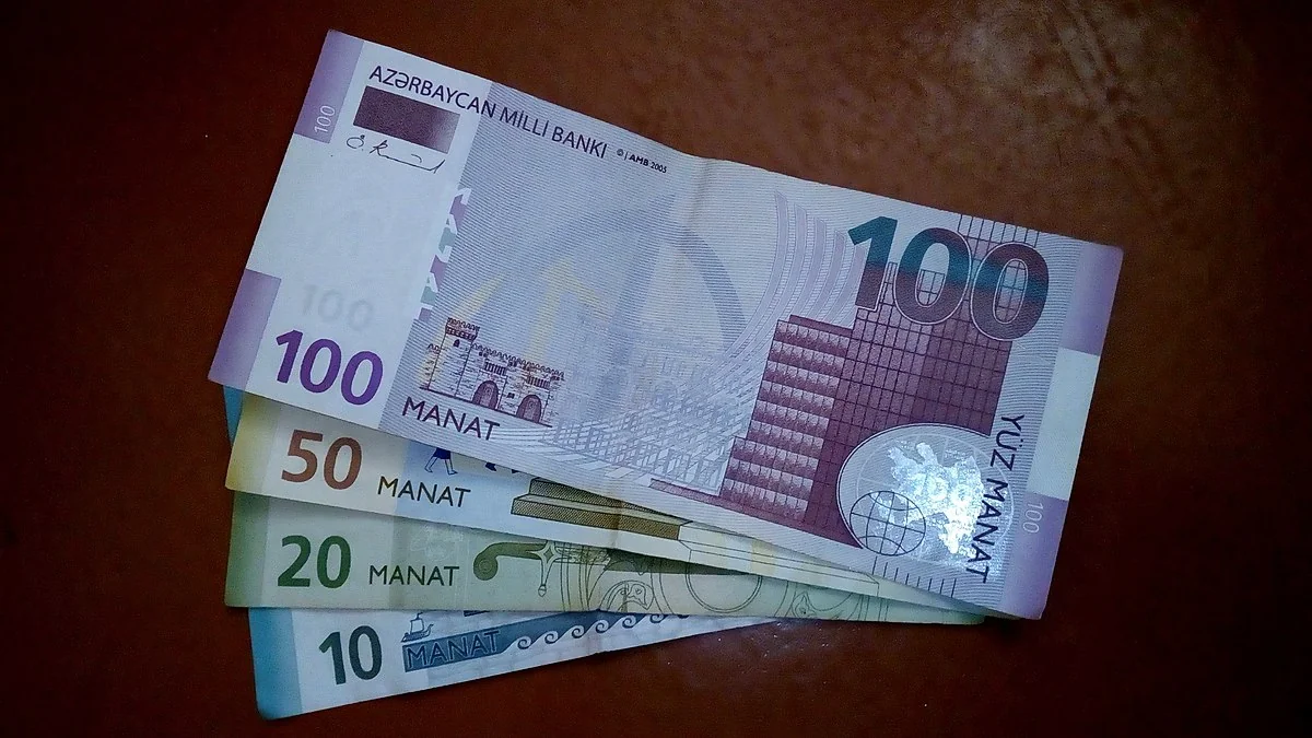 Azerbaijan raises minimum wage to AZN 300
