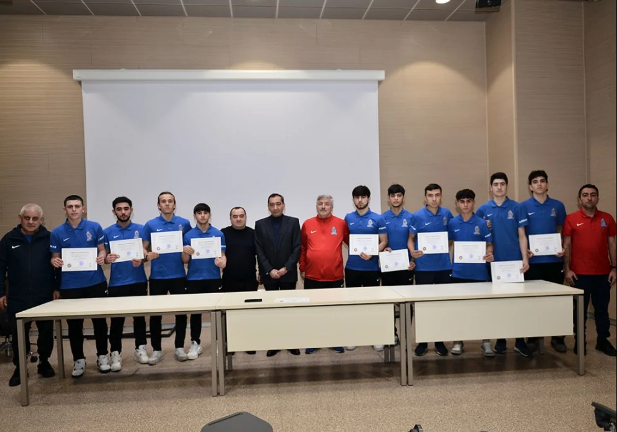 Azərbaycanın 19 yaşadək futzalçılardan ibarət millisinin üzvləri ilə görüş keçirilib
