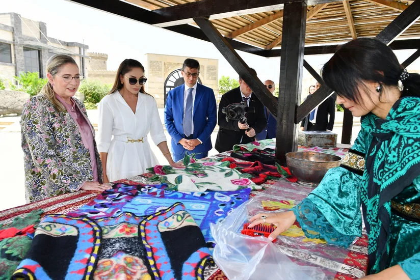 Azərbaycanın və İsrailin birinci xanımları Qala Arxeoloji-Etnoqrafik Muzey Kompleksində olublar