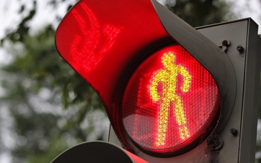 Bakıda iki piyada yol qəzasında xəsarət alıb