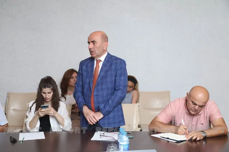 Mətbuat Şurası intihar xəbərlərinin geniş yayılmaması üçün tədbirlər görəcək