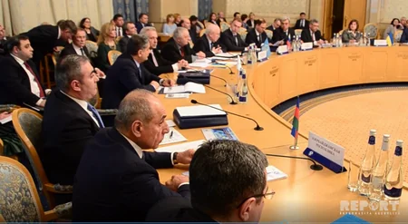 Yaqub Eyyubov Moskvada MDB İqtisadi Şurasının iclasında iştirak edib