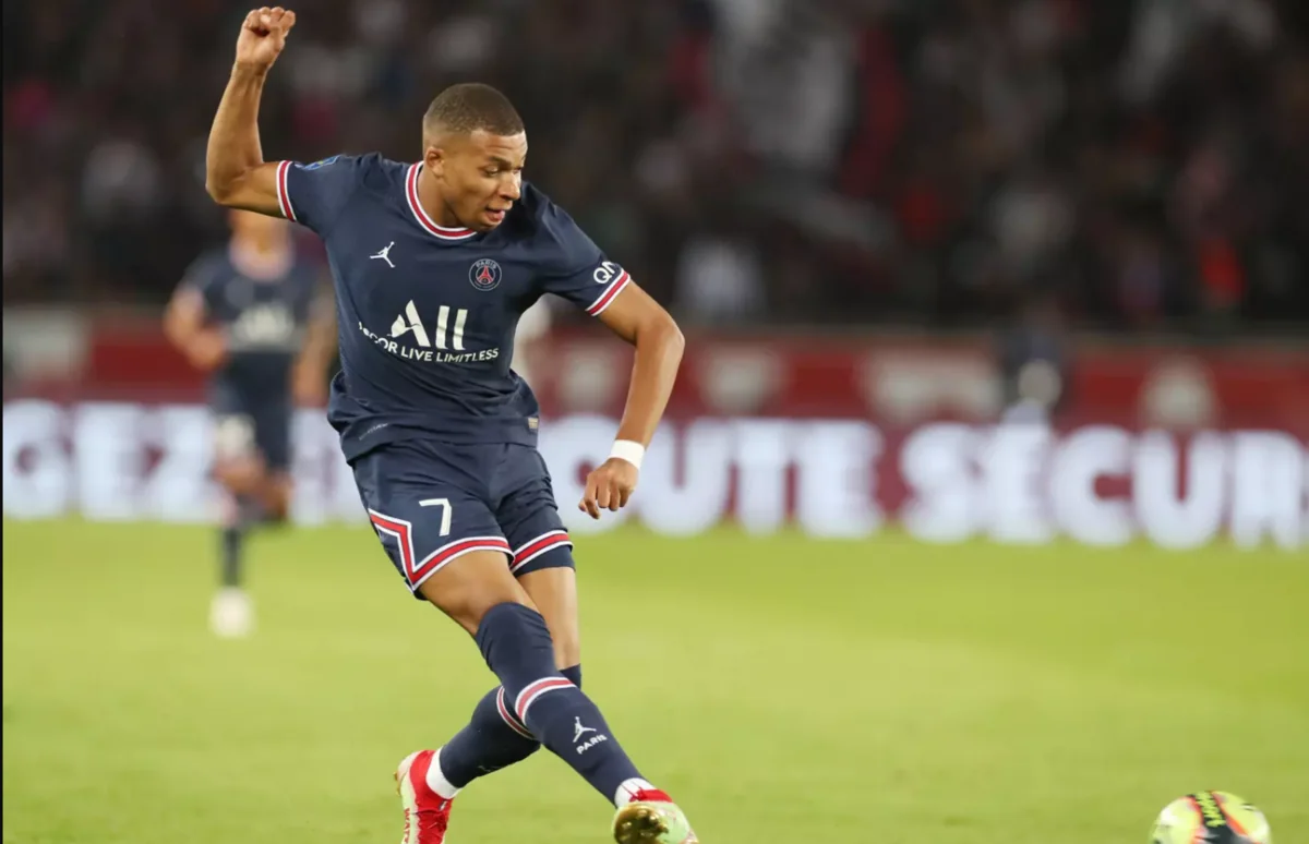 Лига 1: ПСЖ победил Анже