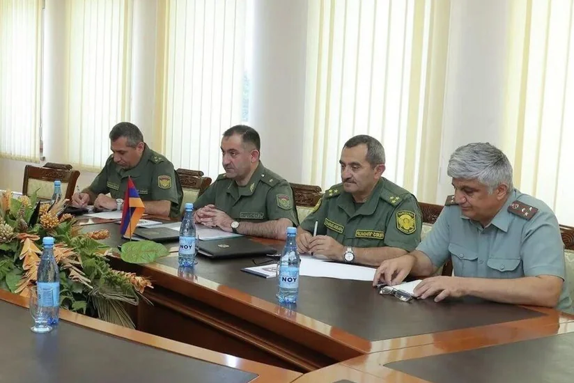 Начальник Генштаба Армении обсудил с послом России ситуацию в регионе