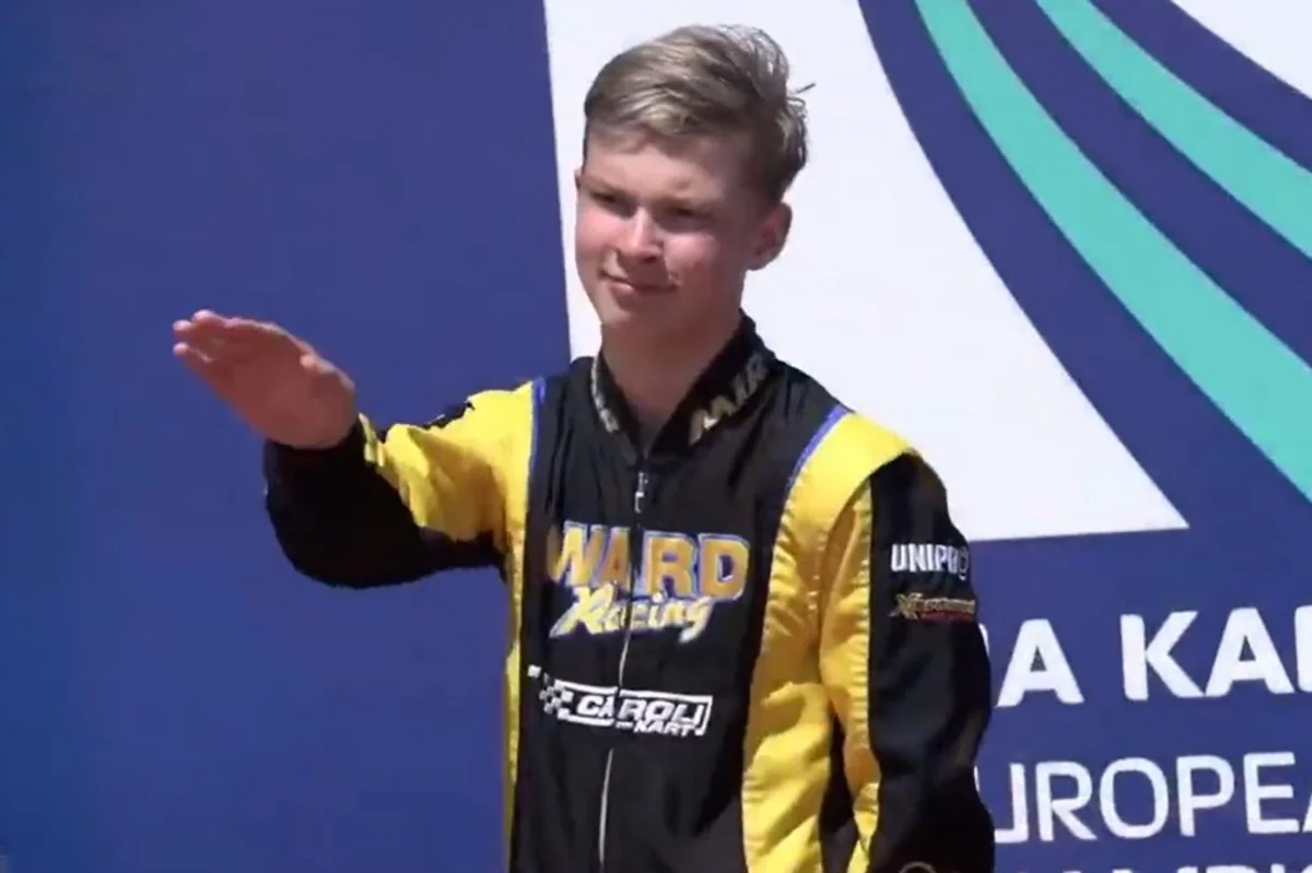 Rusiyalı pilotun nasist salamı ilə bağlı araşdırmalara başlanılıb