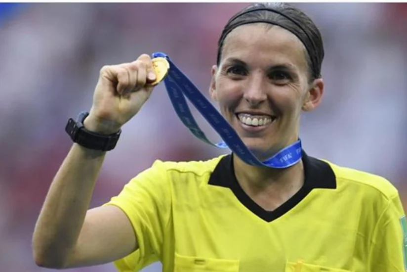 DÇ-2022-nin seçmə oyunu qadın baş hakimə tapşırıldı