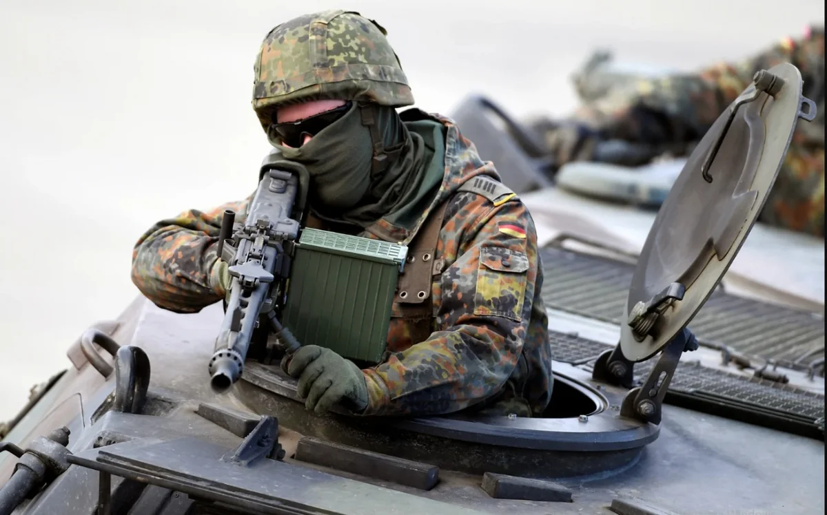 Германия потратит 15 млрд евро на модернизацию бундесвера