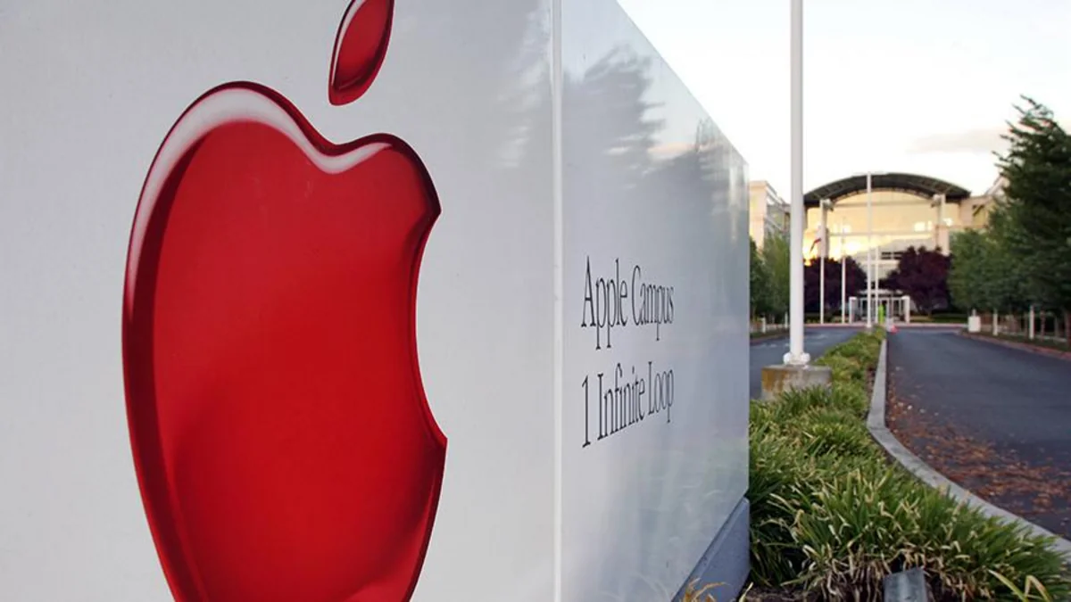 Компания Apple случайно показала ошибку в операционной системе iPhone X - ВИДЕО