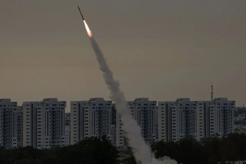 Husilər İsrail paytaxtındakı hava limanına zərbə endiriblər