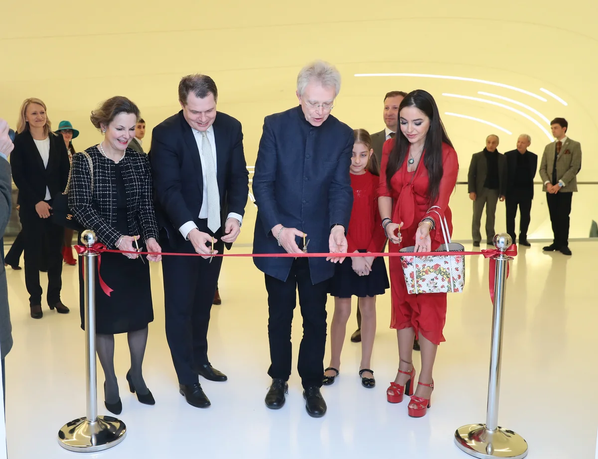 Heydar Aliyev Center hosts exhibition of acclaimed Czech artist Alphonse Mucha