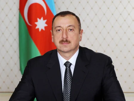 İlham Əliyev “Milan Expo 2015” sərgisində dövlət bayraqlarının qaldırılması mərasimində iştirak edib