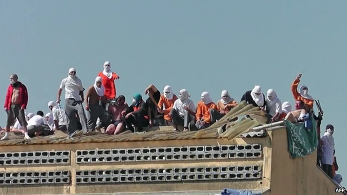 Riots break out in Mexican prison