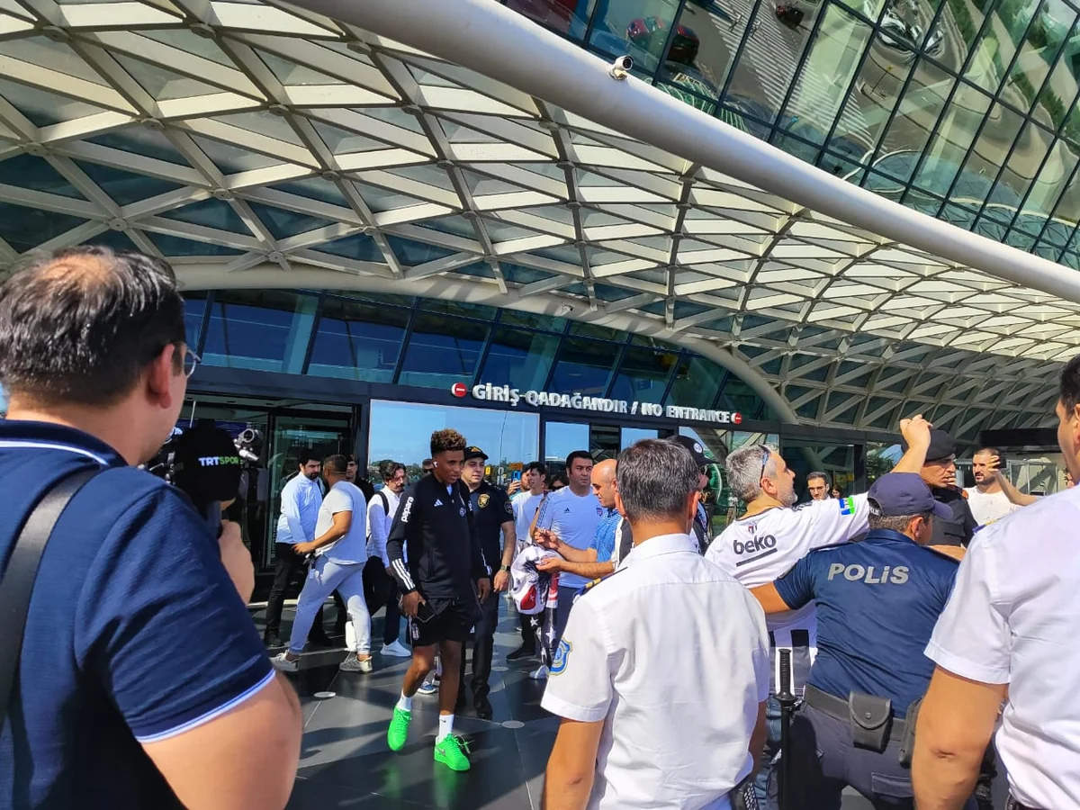 “Beşiktaş” klubu Bakıya gəlib