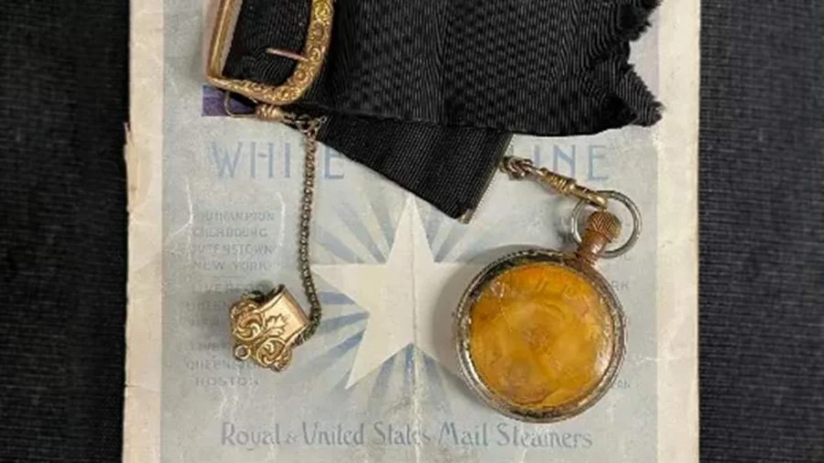 Titanic watch sells for $116,000 at auction