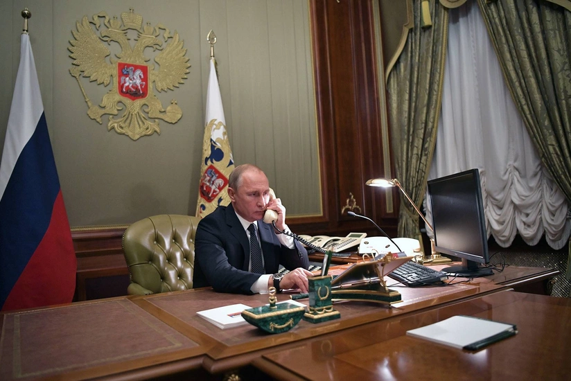 Putin Paşinyanla Qarabağla bağlı vəziyyəti müzakirə edib