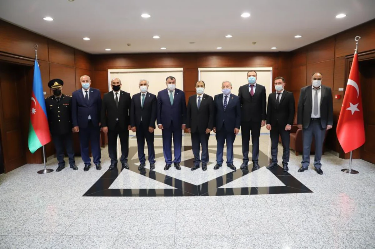 Dünya Axıska Türkləri Birliyinin sədri Türkiyənin Azərbaycandakı səfiri ilə görüşüb