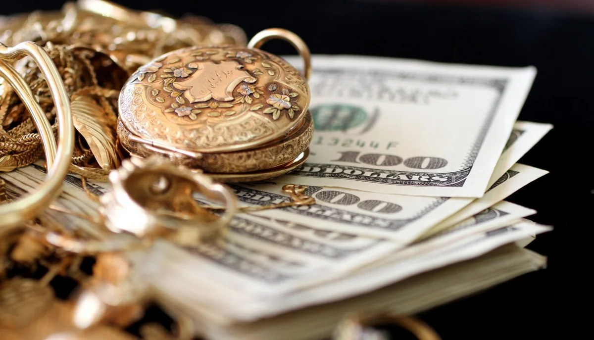 Azerbaijani MP: Issuing licenses for pawnshops very important