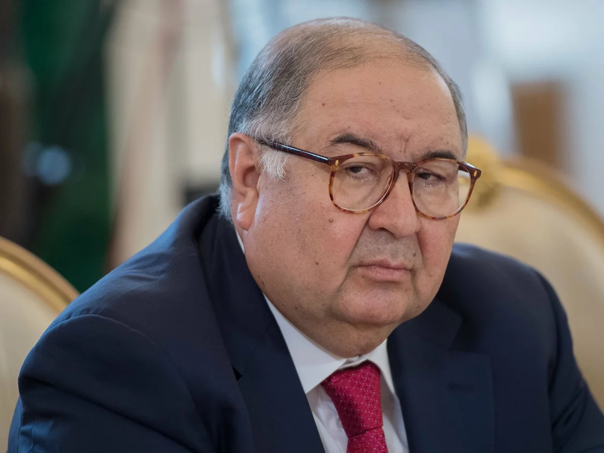 Usmanov yenidən FIE prezidenti postuna namizəd olub