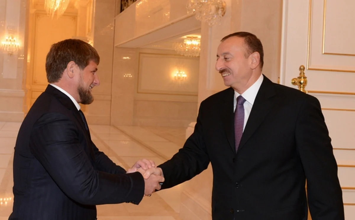 Ramzan Kadırov İlham Əliyevi ad günü münasibəti ilə təbrik edib