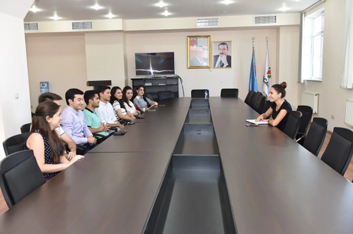 SOCAR-da “Ödənişli Yay Təcrübəsi” proqramı üzrə təcrübə keçən tələblərlə görüş keçirilib