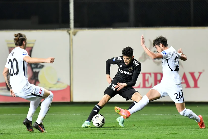 İlin yerli və əcnəbi futbolçusu adına namizədlər müəyyənləşib