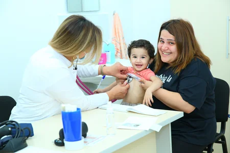 Переселяемые в село Агалы семьи проходят медобследование