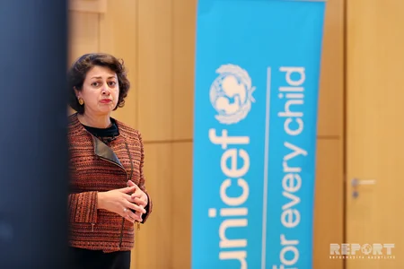 YUNİSEF-in regional direktoru: Uşaqların təhsili məsələsində Azərbaycanın fəaliyyəti tərifəlayiqdir