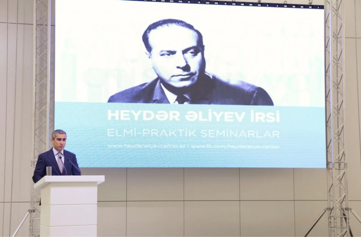 Heydər Əliyev Mərkəzində ulu öndərin anadan olmasının 94 illiyi ilə bağlı elmi-praktik seminar keçirilib