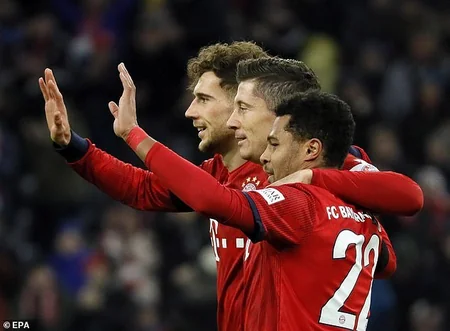 Бавария сократила отставание от Боруссии Д до 5 очков, обыграв Шальке-04